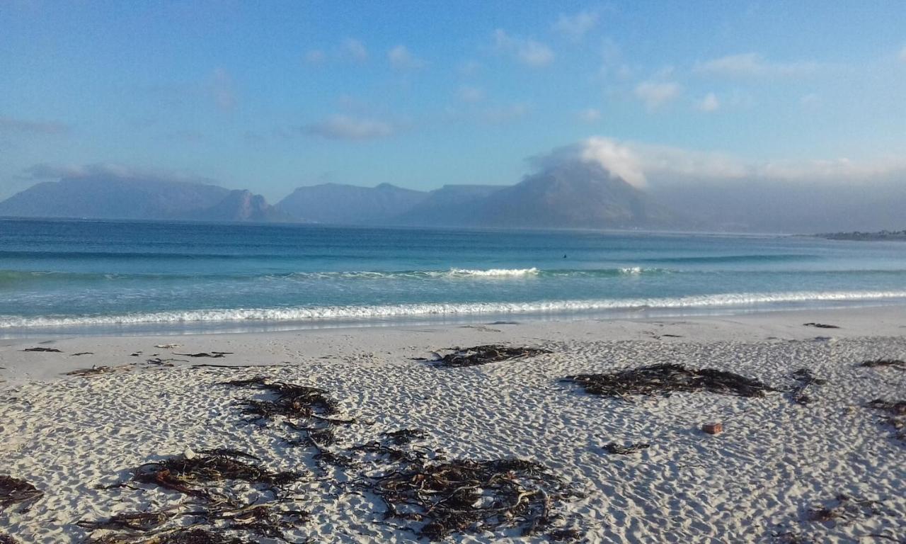 Guinea Fowl House Guest house Kommetjie